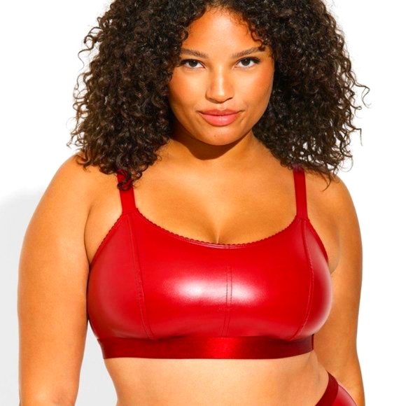 ❤️NWT VINTAGE TORRID BRA - FAUX VEGAN LEATHER / PLEATHER WIRELESS BRALETTE - Picture 11 of 14